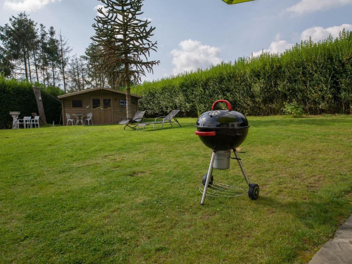 Beautiful And Spacious Holiday Home With P Tanque Court And Countryside Views Somme-Leuze Exterior photo